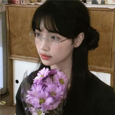 黄色
